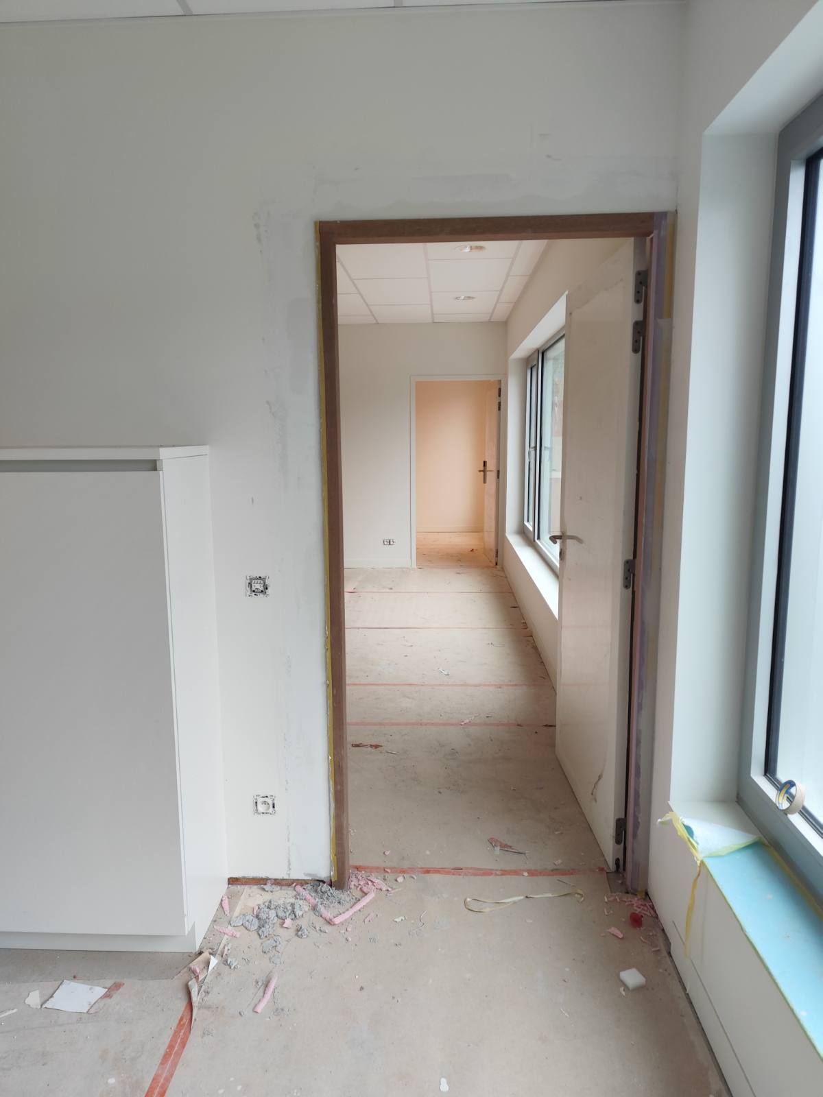 Reparação em torno da porta